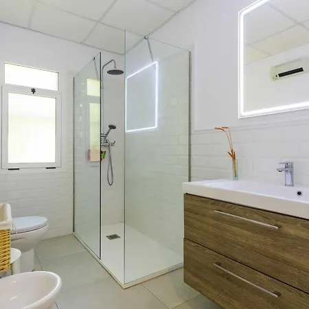 Holiday home Casa San Rafael, Magnifico Con Gran Jardin