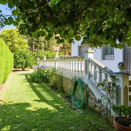Holiday home Casa San Rafael, Magnifico Con Gran Jardin *