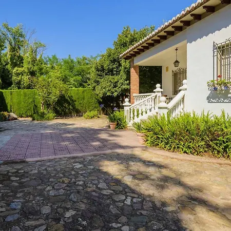 Casa San Rafael, Magnifico Con Gran Jardin * Navajas